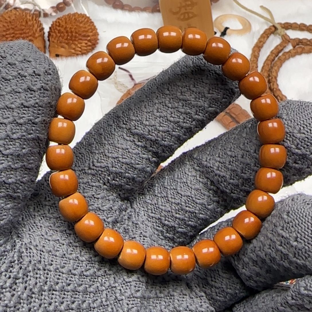 手串橄榄核老挝单圈三花面无白8.1