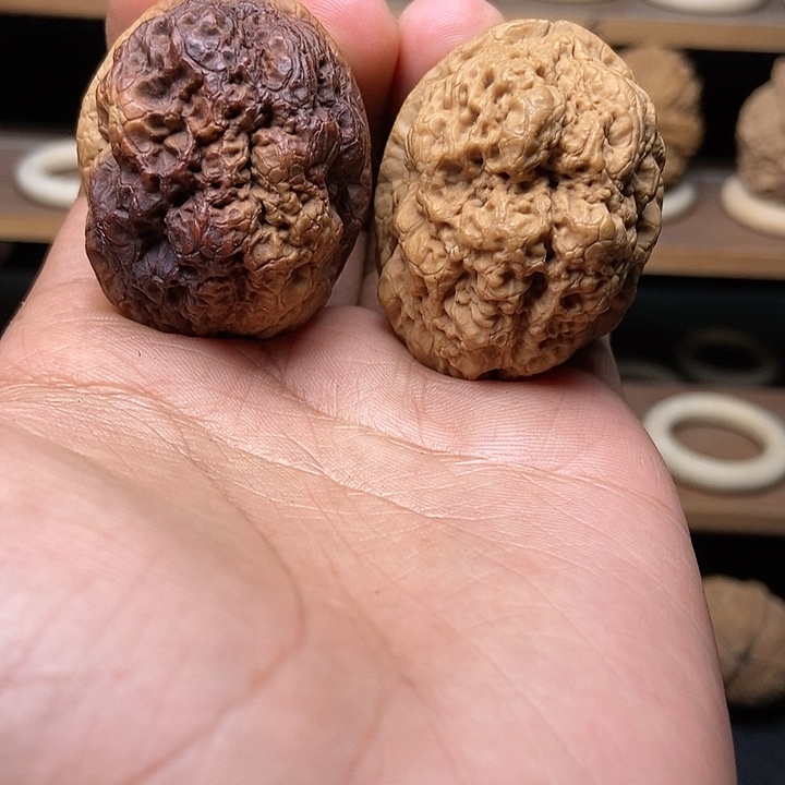 文玩核桃吊坠金刚佛手