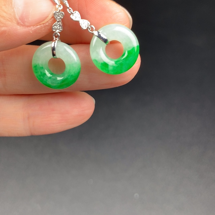 翡翠耳饰18K金镶嵌惊喜