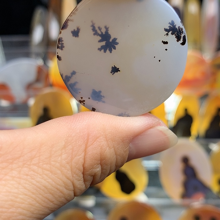 玛瑙/玉髓颈饰未镶嵌3