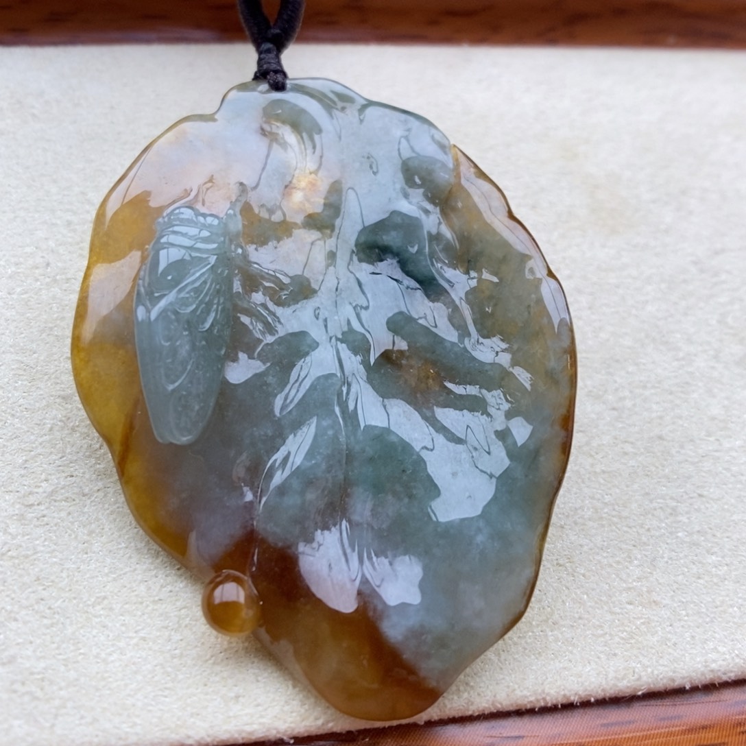 翡翠未镶嵌颈饰吊坠53