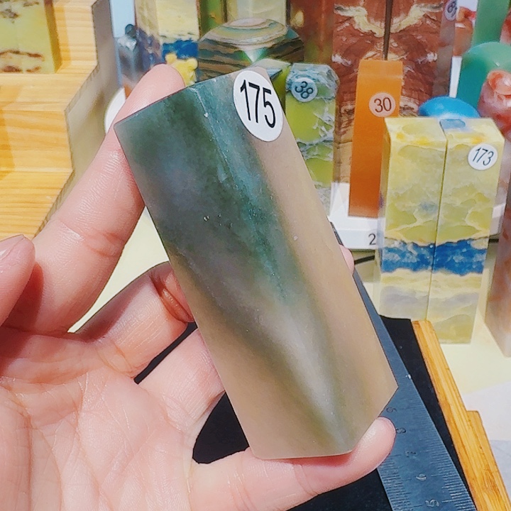 恰***似青田石印石篆刻章料