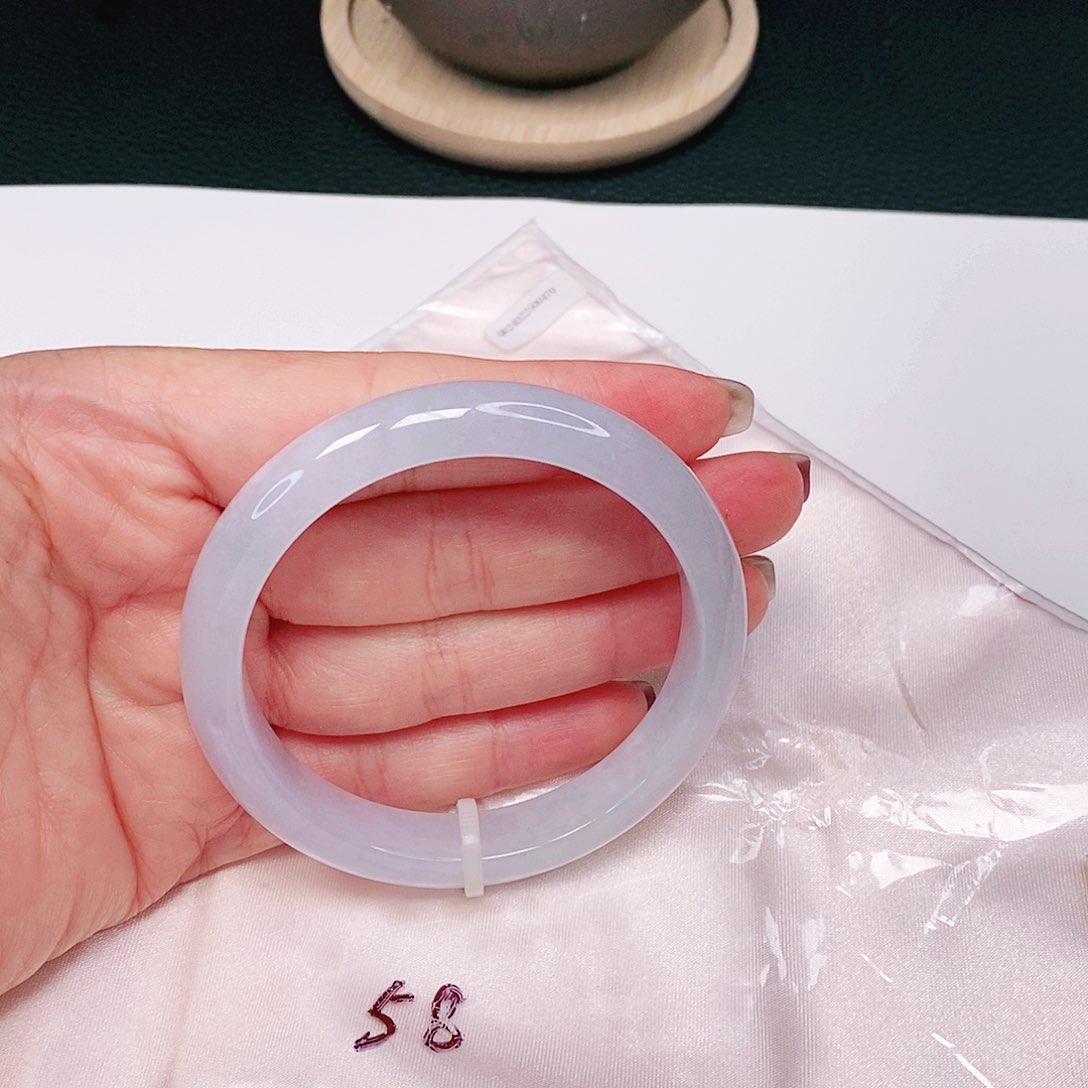 【闪购商品】翡翠手镯未镶嵌正