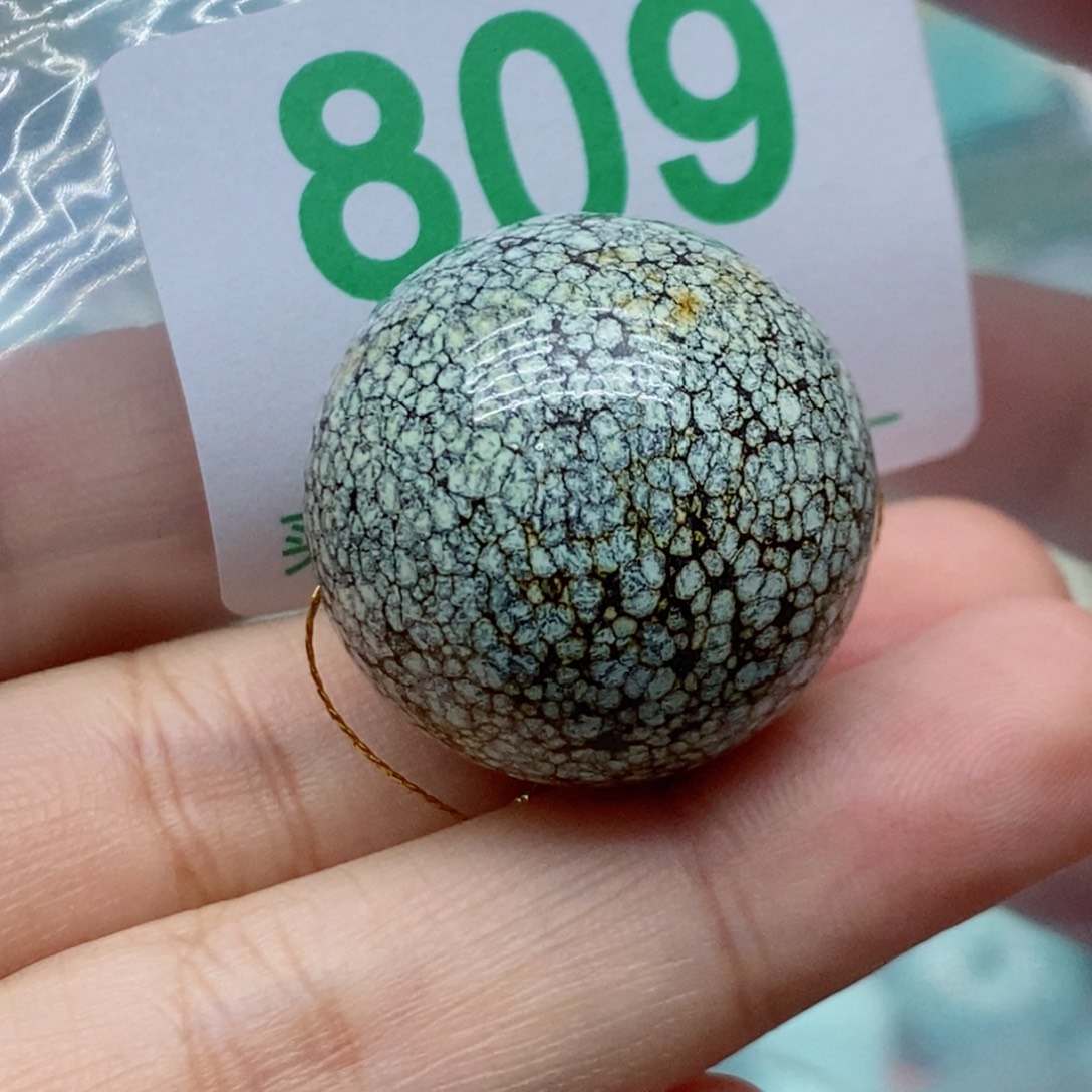 钱***）绿松石未镶嵌珠宝奇石