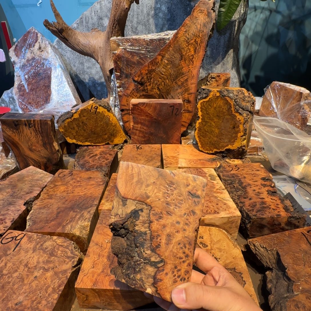 Z***H非洲檀香无事牌小叶