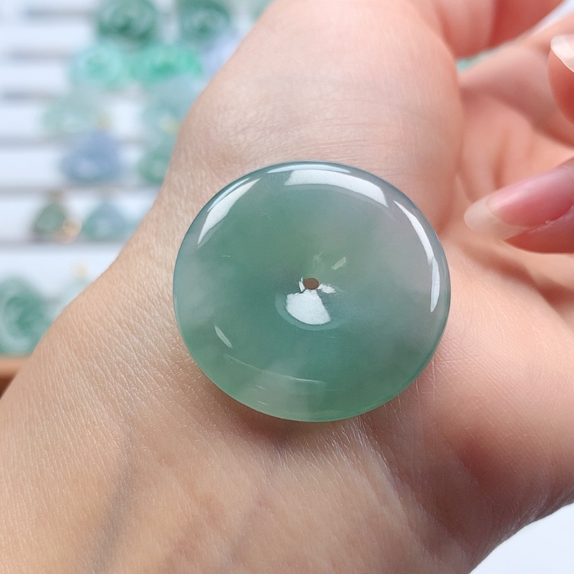 【闪购商品】翡翠吊坠(不含链)未镶嵌