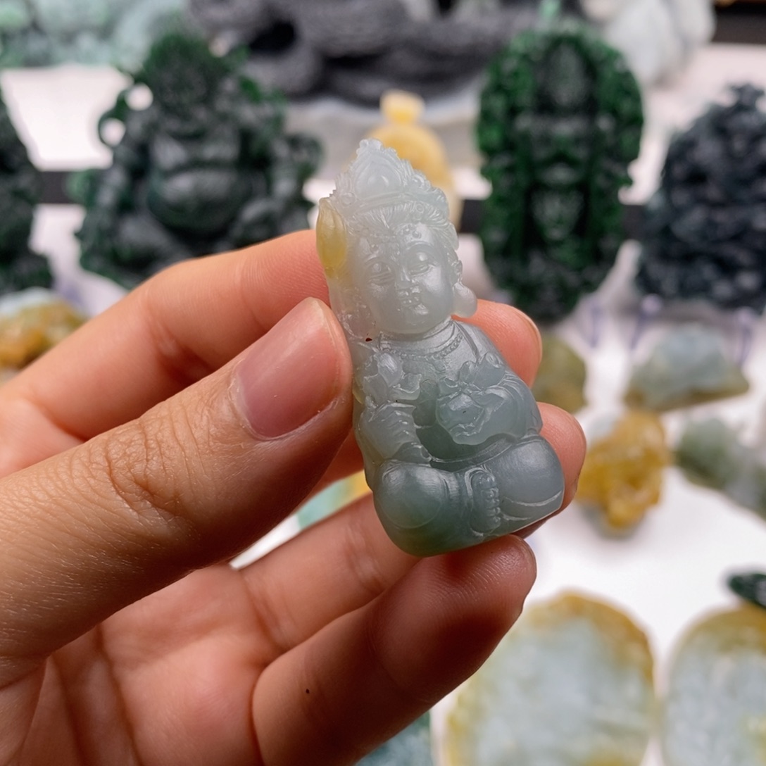 定制翡翠未镶嵌翡翠