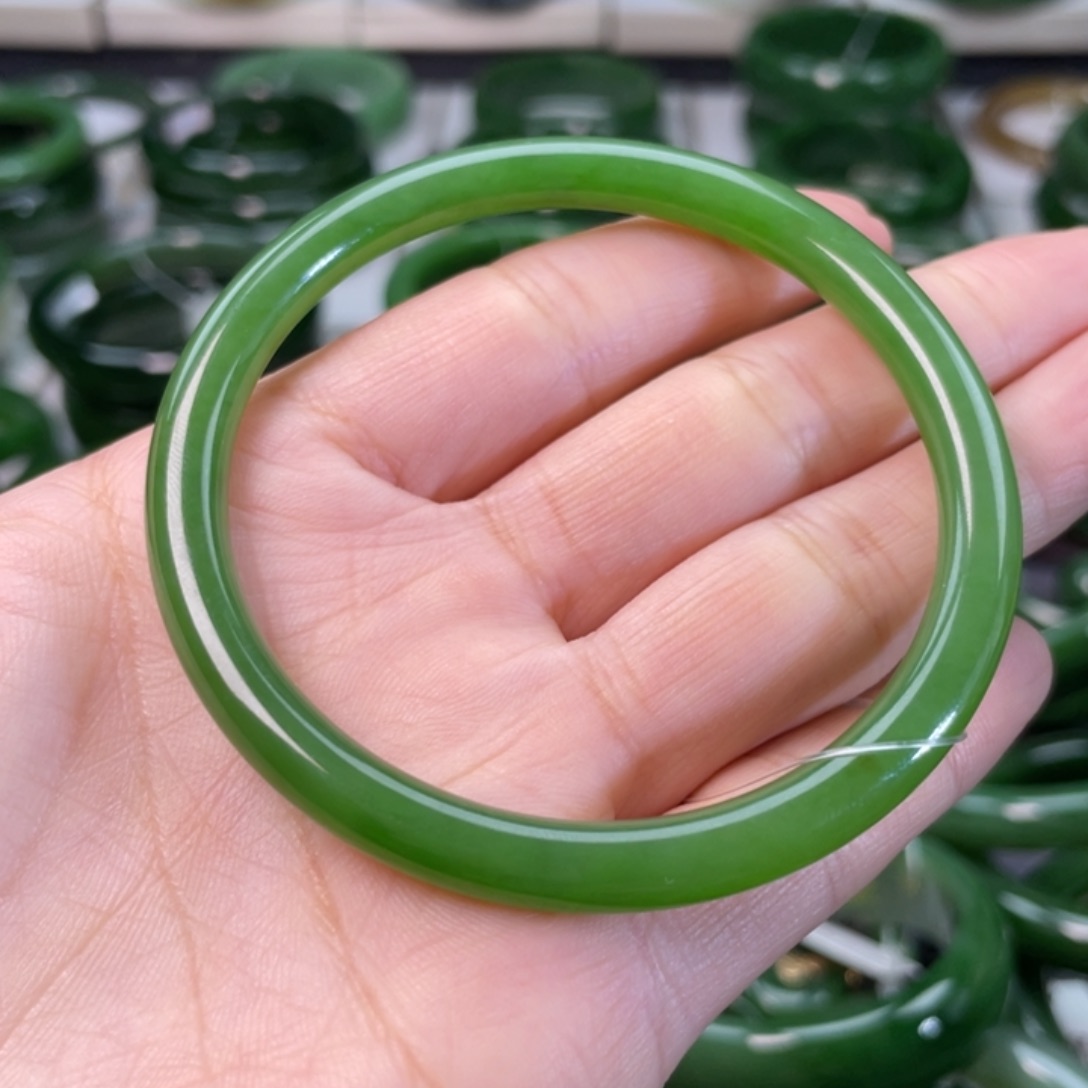 和田玉（碧玉）手镯未镶嵌