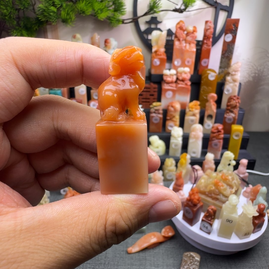 寿山石印石老挝桃花貔貅