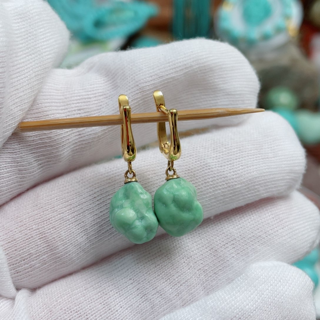 绿松石珠宝奇石18K金镶嵌