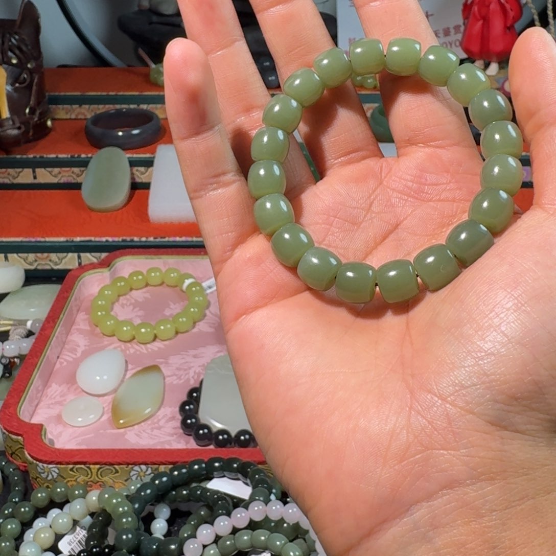 和田玉手串未镶嵌和田玉卡10豆青