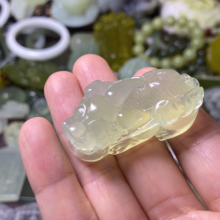 岫玉岫玉挂件未镶嵌