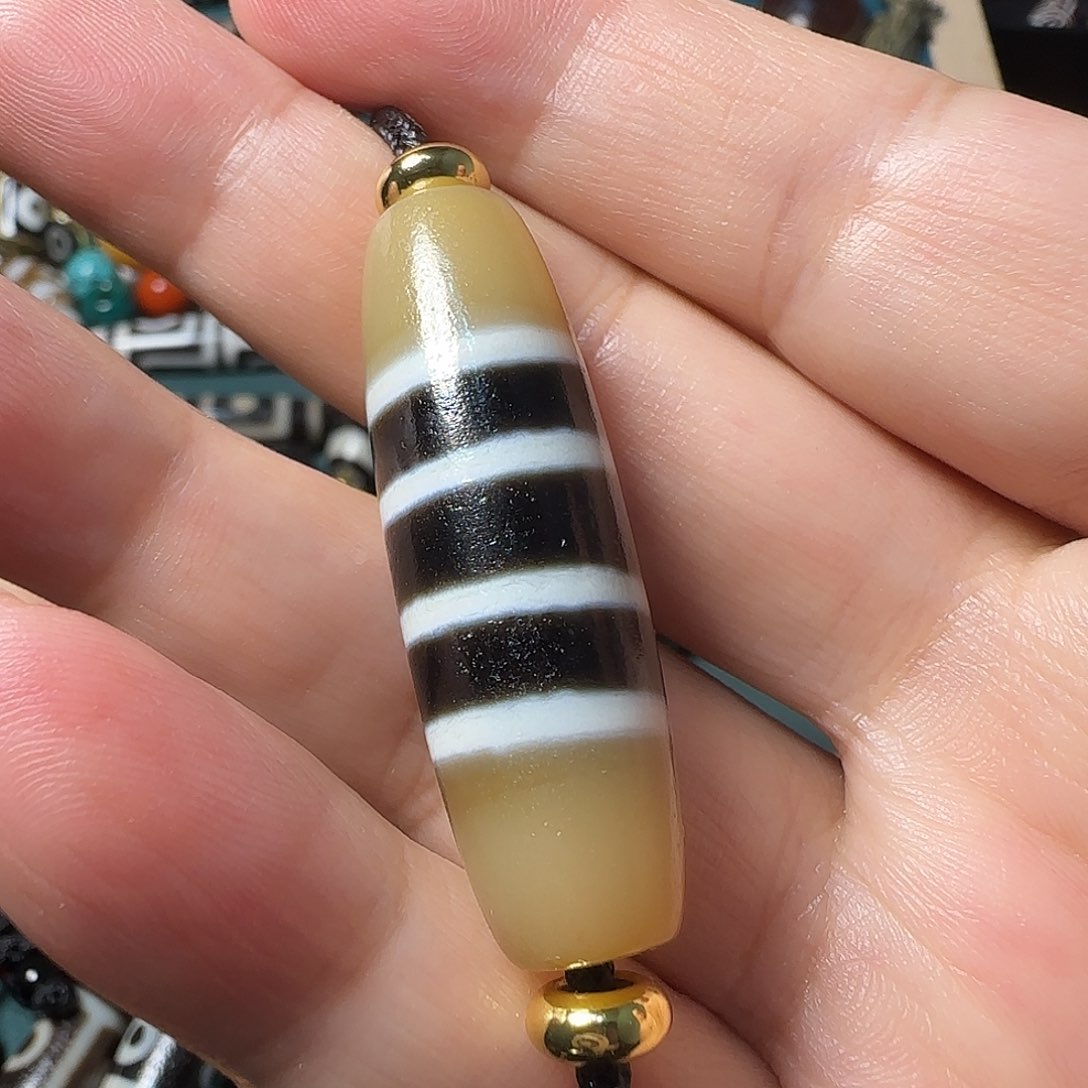 玛瑙/玉髓颈饰合金