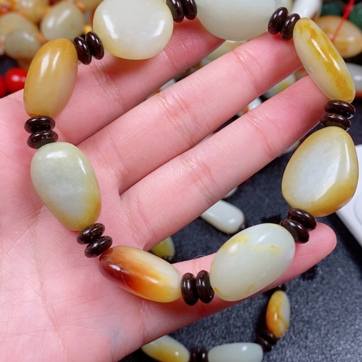 和田玉手链未镶嵌