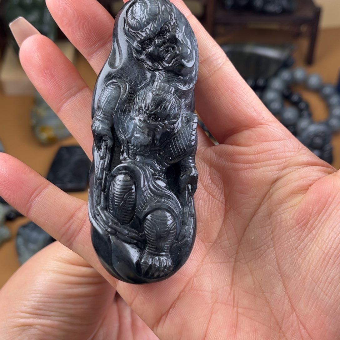 和田玉颈饰未镶嵌云