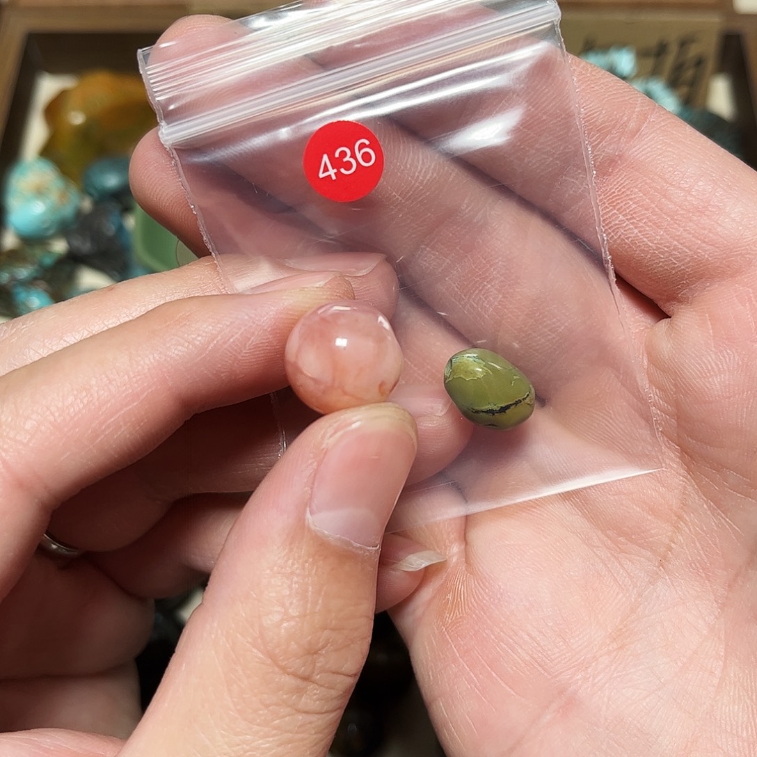 飘***恼南红玛瑙未镶嵌珠宝奇石