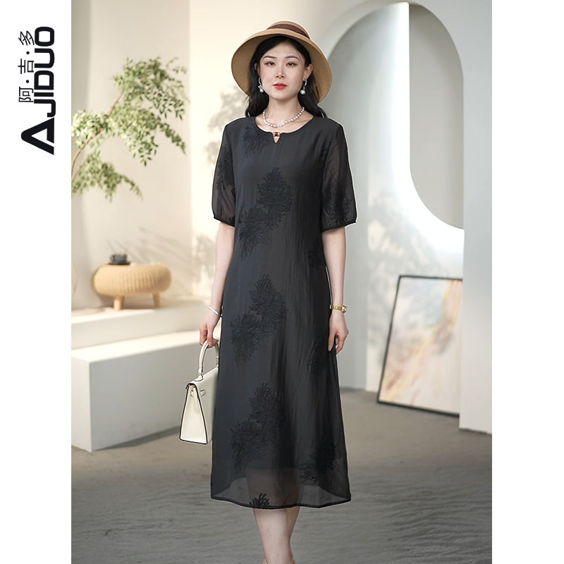 阿吉多A32091高端刺绣连衣裙夏季新款宽松妈妈装气质洋气宽松裙子