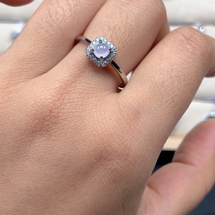 翡翠未镶嵌戒指戒指