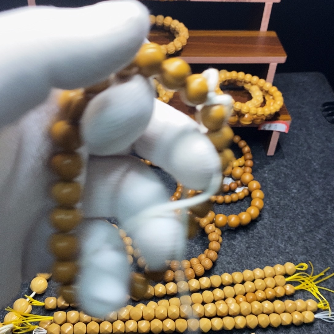 文玩核桃吊坠10+屁桃