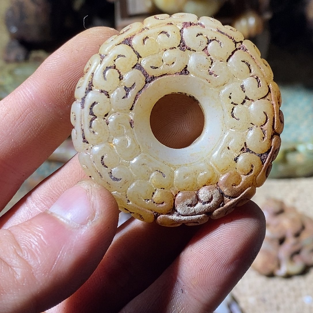 叶***公和田玉（糖玉）未镶嵌颈饰