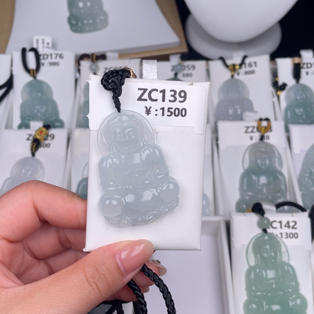 翡翠未镶嵌颈饰zc139
