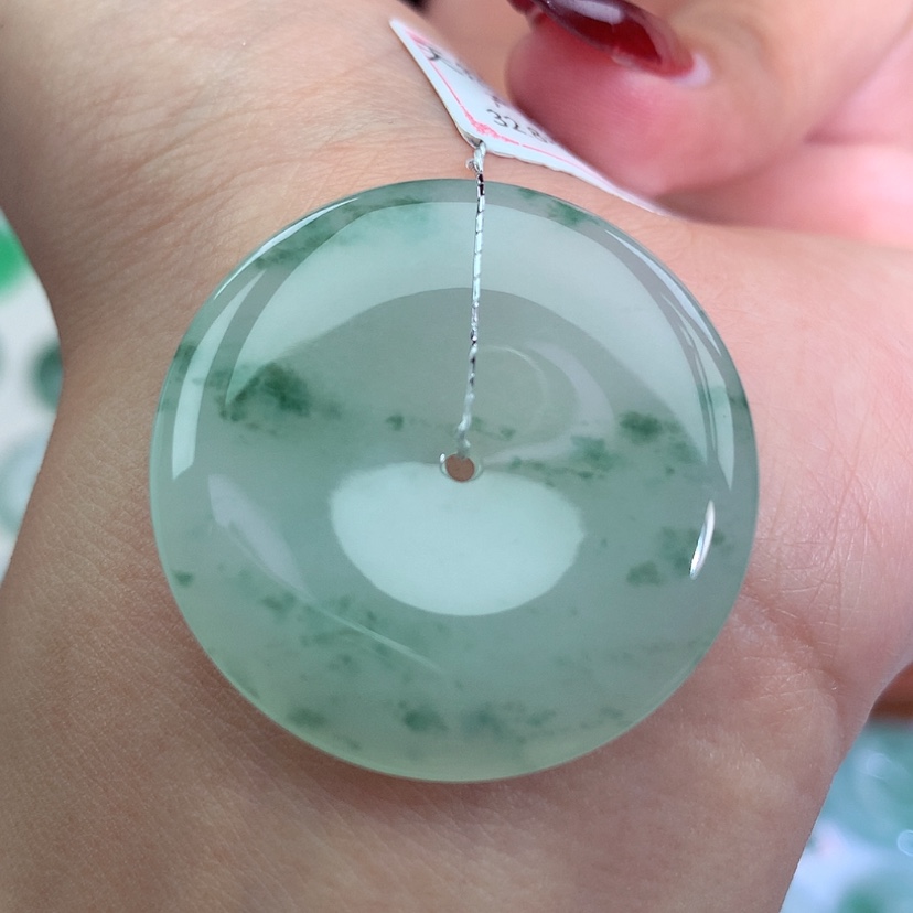 【闪购商品】翡翠吊坠(不含链)未镶嵌