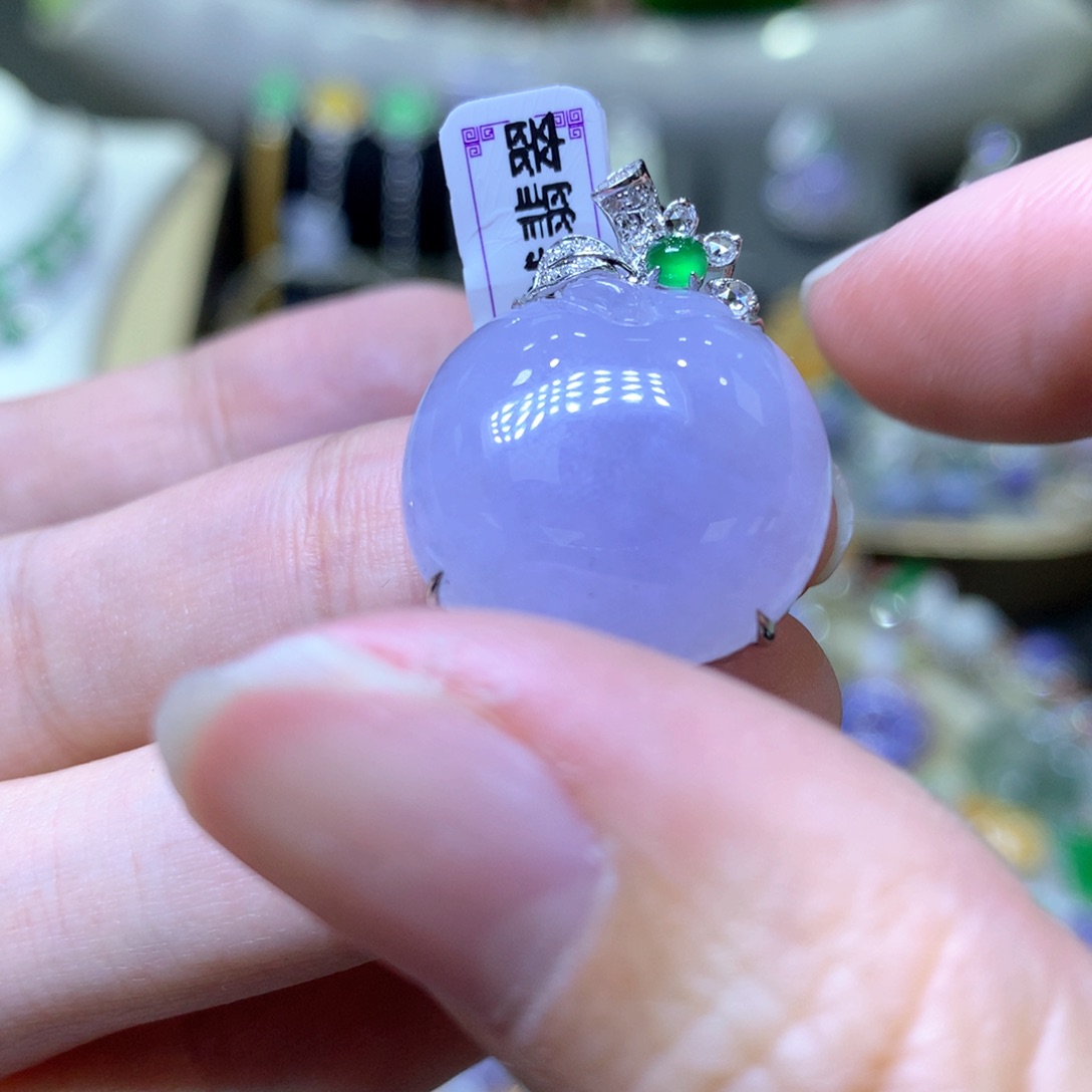 【闪购商品】翡翠颈饰18K金镶嵌翡翠吊坠项链