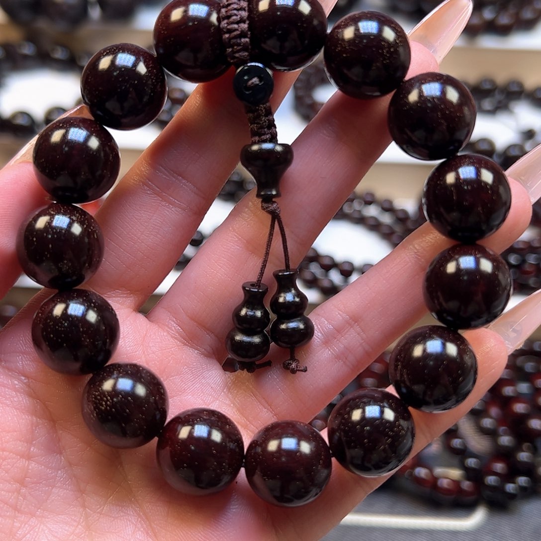 檀香紫檀（小叶紫檀）1.5多星