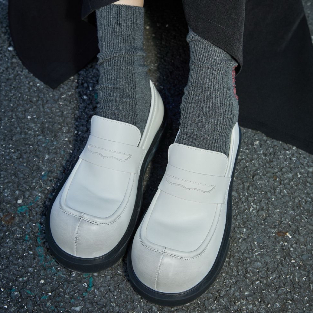 VEEFSHOW 830-3 厚底乐福鞋女复古英伦风小皮鞋2025春圆头休闲鞋