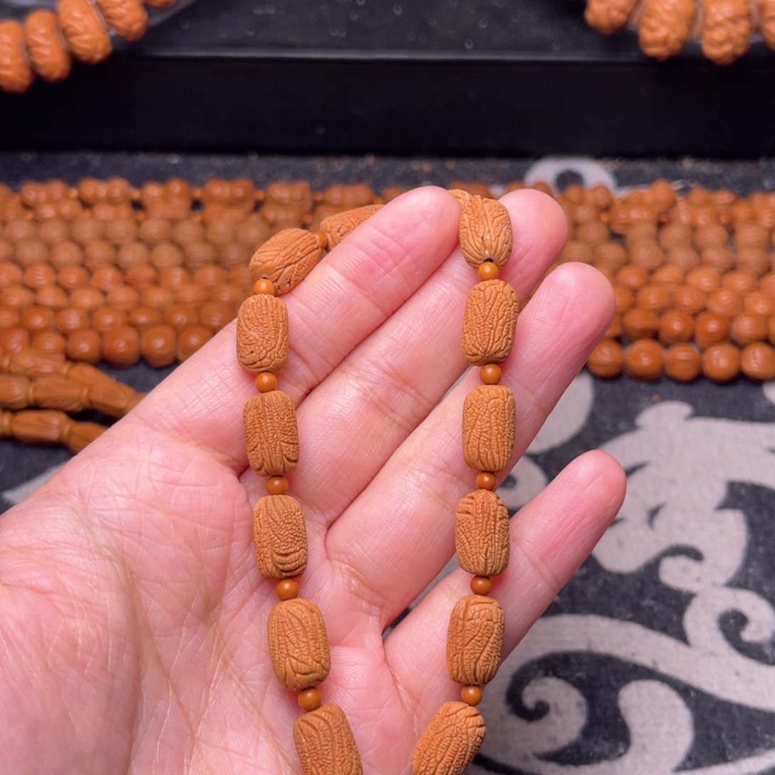 手串桃核龙纹桃核1