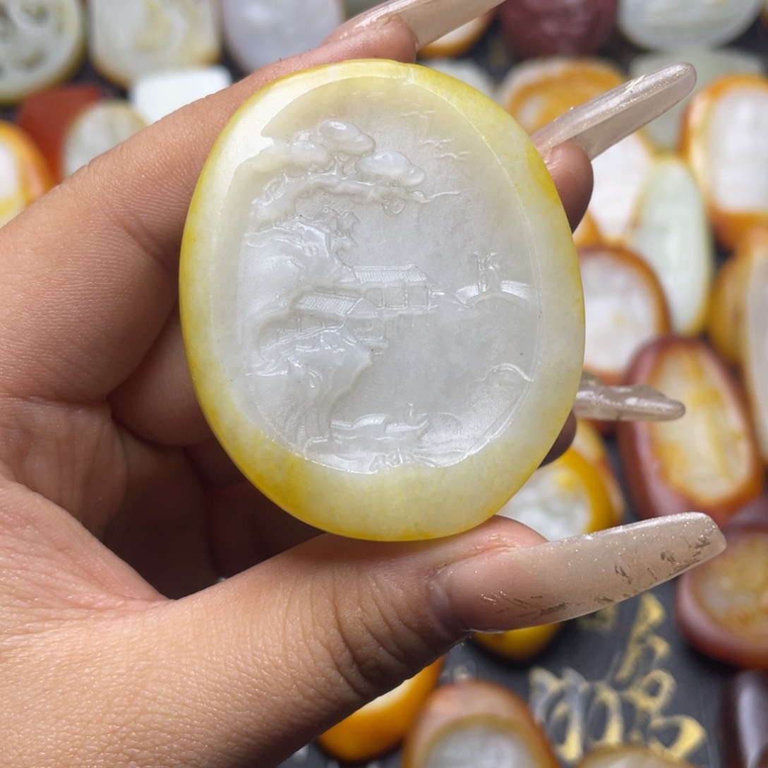 和田玉挂件未镶嵌郑**下