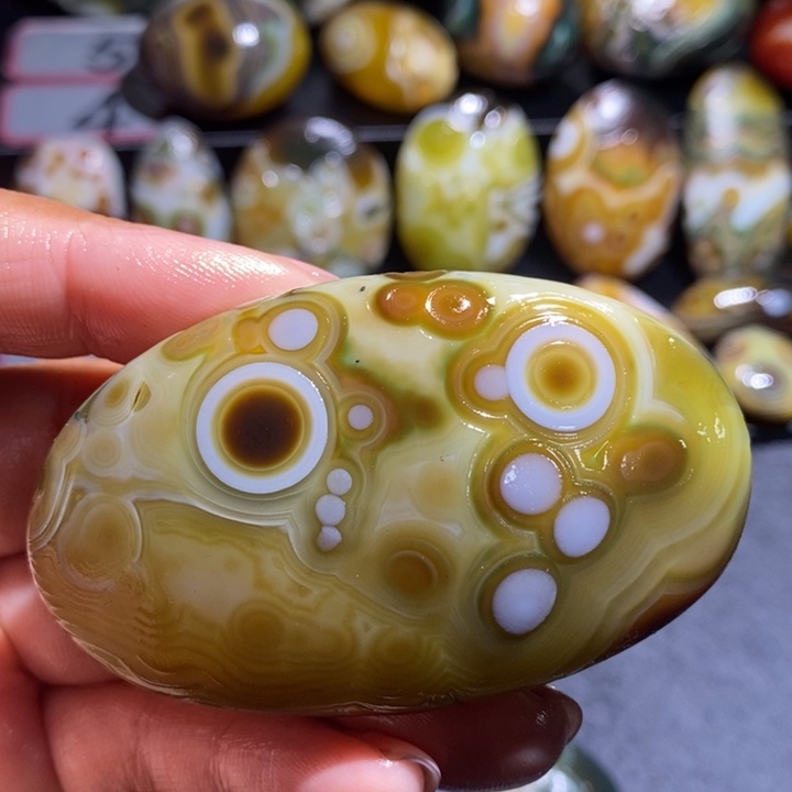 玛瑙/玉髓未镶嵌珠宝奇石141