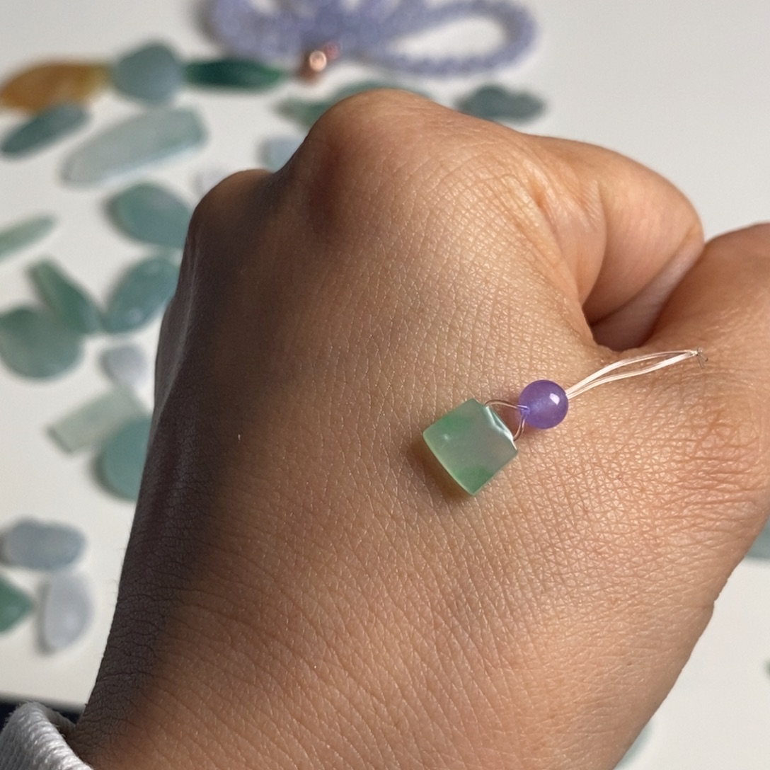 嘶***颖定制翡翠未镶嵌锁