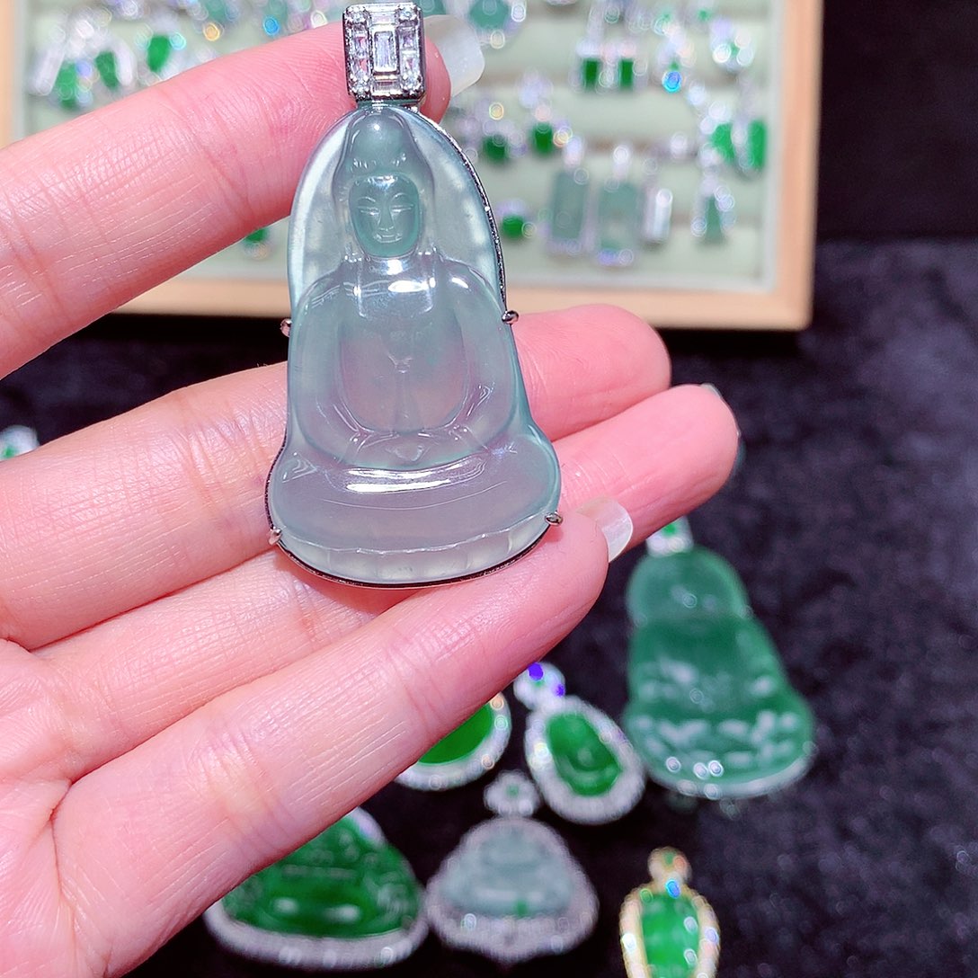 【闪购商品】翡翠吊坠(不含链)未镶嵌