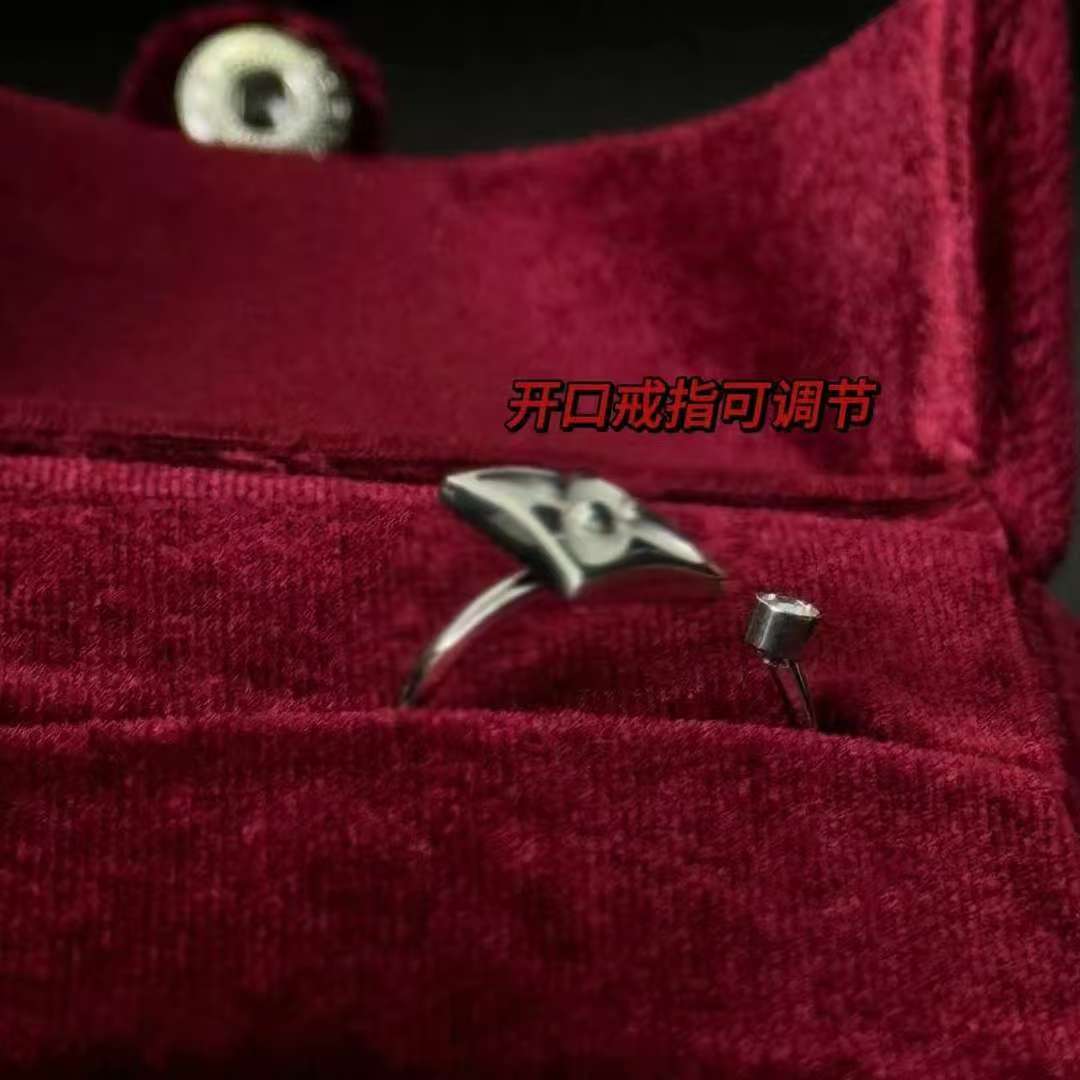 钛钢贝壳戒指 BIBI【银色四叶花】戒指G060