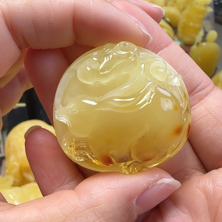 蜜蜡珠宝奇石未镶嵌