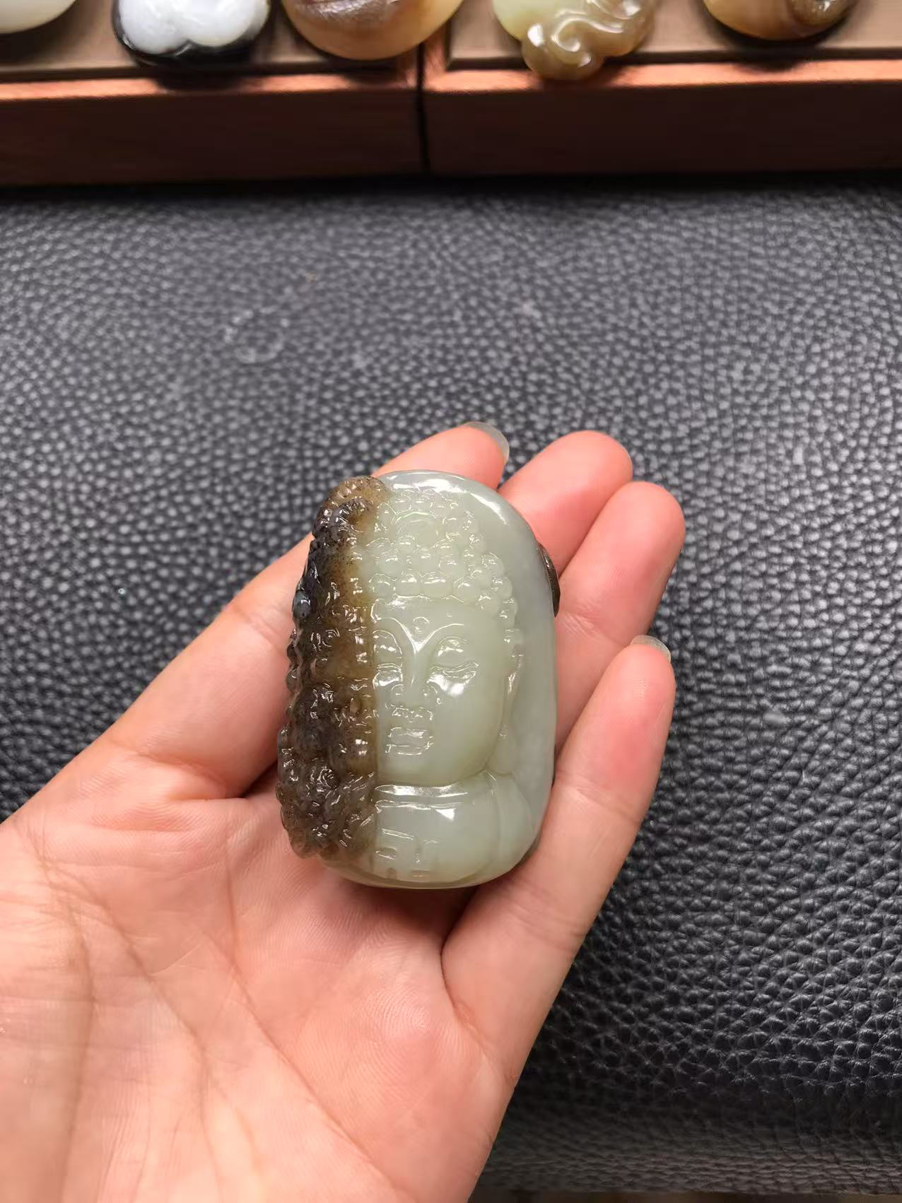 和田玉糖白佛魔一念挂件实物漂亮