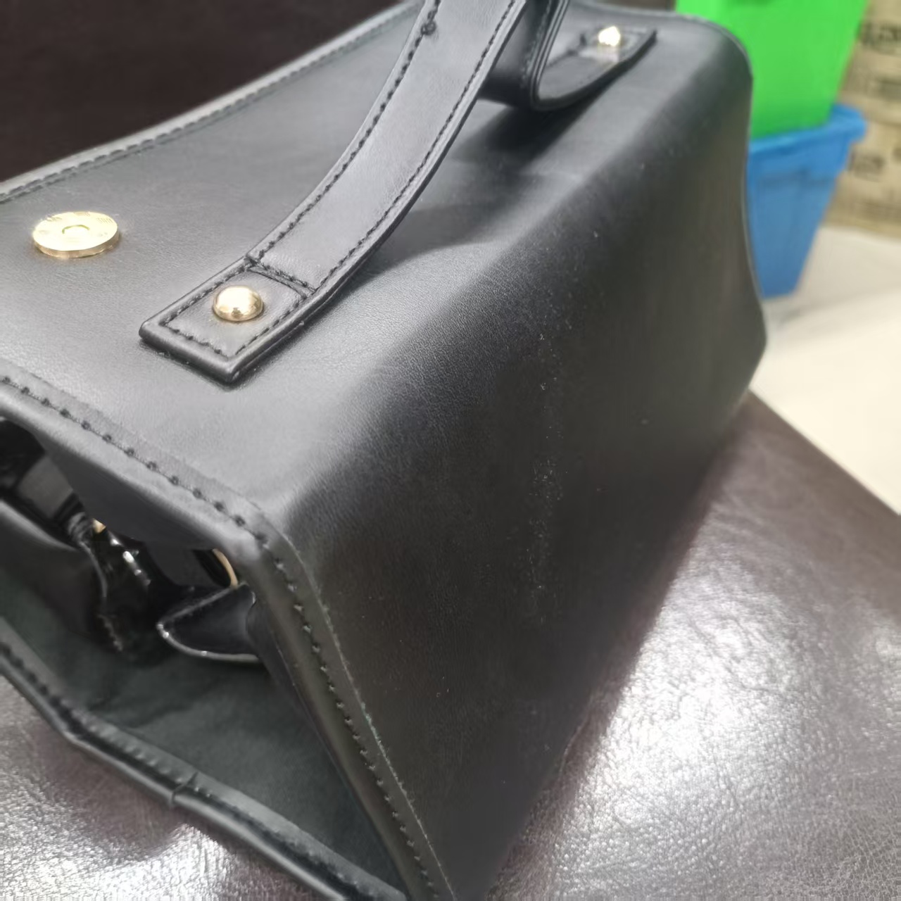 小卡啊~黑色白色多格洗漱包包