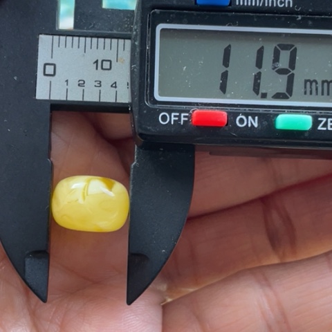 【闪购商品】未镶嵌蜜蜡裸石14杂