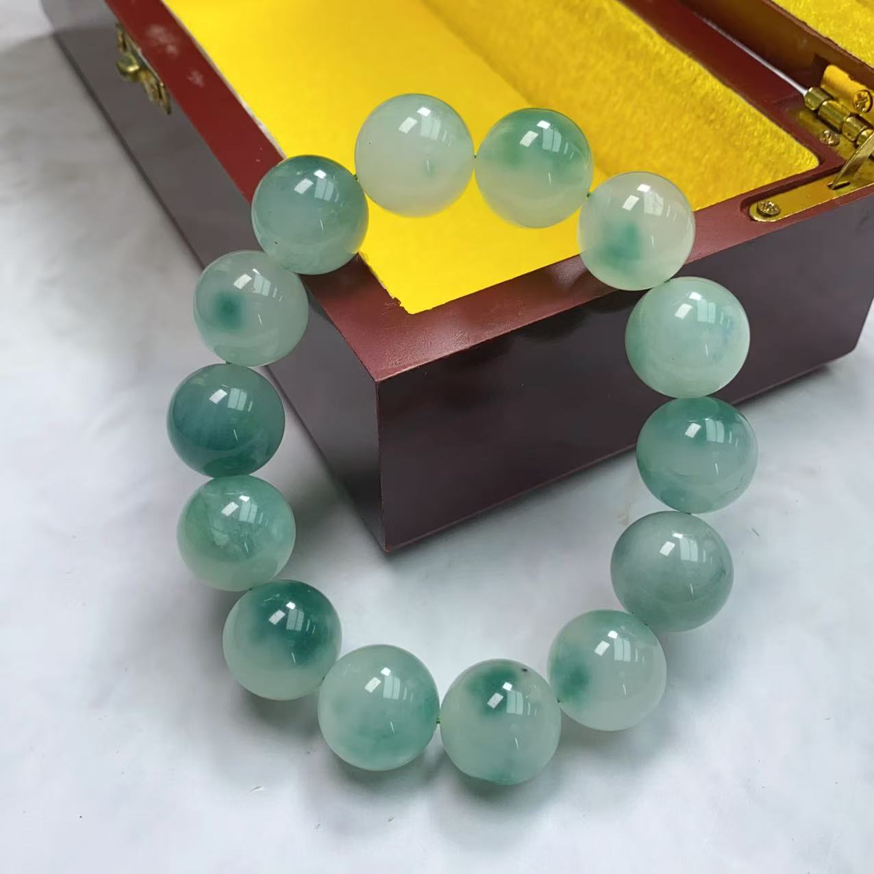 B1171绿花手链16M