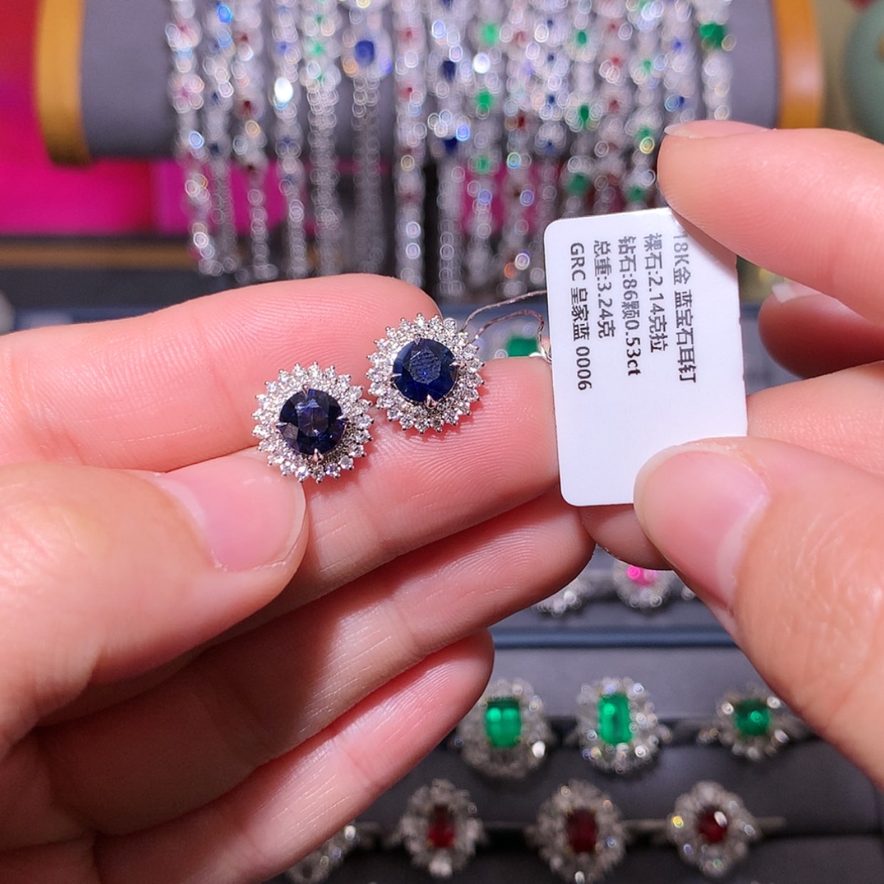【闪购商品】蓝宝石耳钉18K金镶嵌