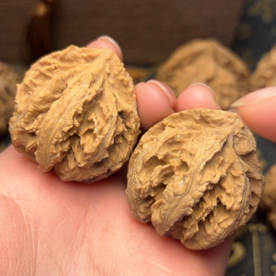 文玩核桃吊坠秦岭核桃3