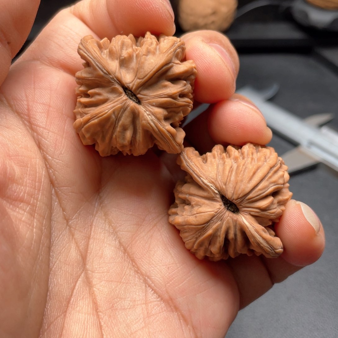 文玩核桃把件四座楼