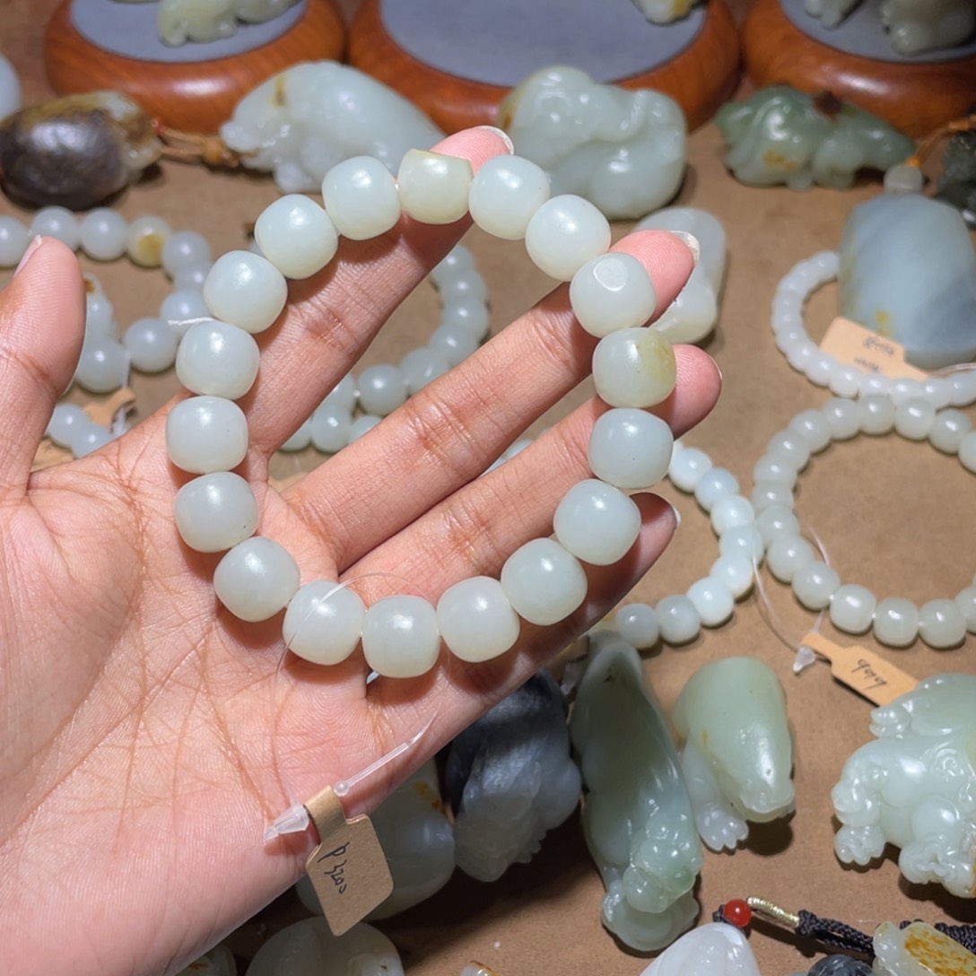 和田玉卡12老型未镶嵌彭