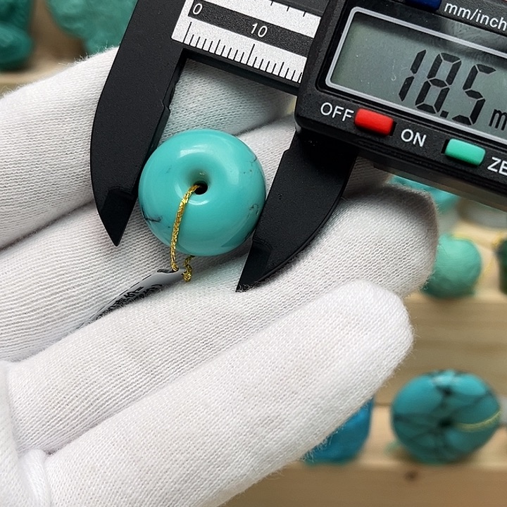 绿松石珠宝未镶嵌