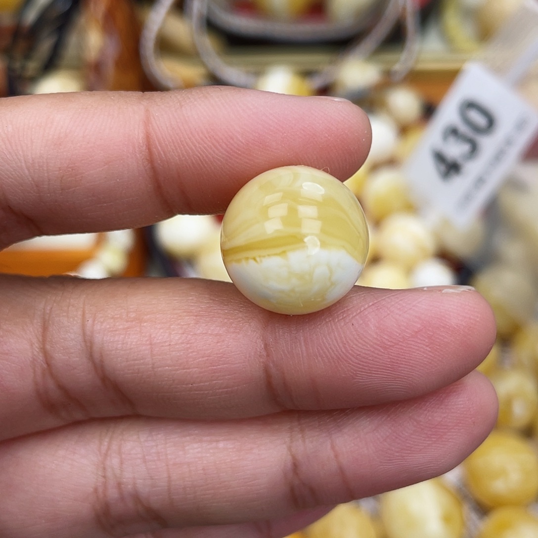 蜜蜡未镶嵌珠宝奇石17