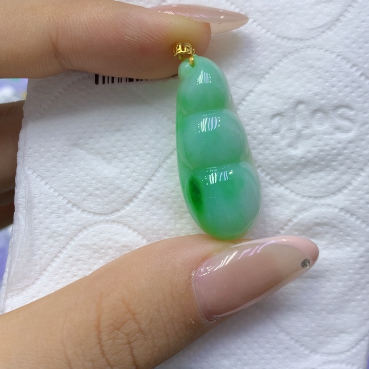 颈饰18K金镶嵌翡翠