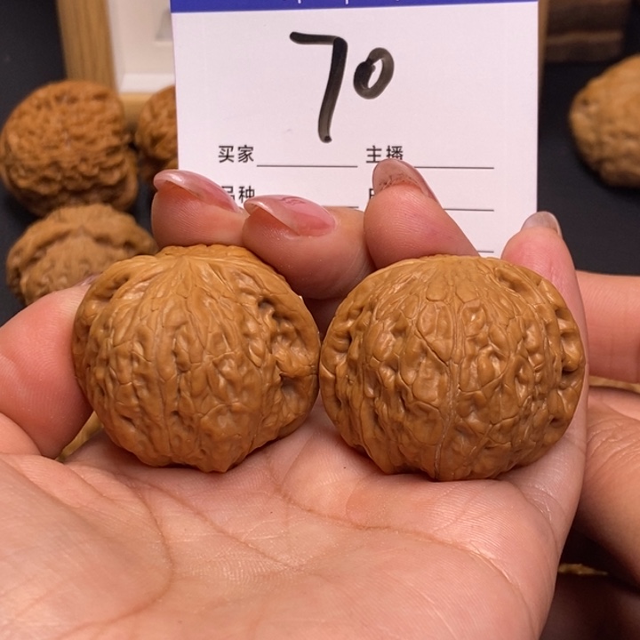 桃核吊坠往**风铁锤40有修s