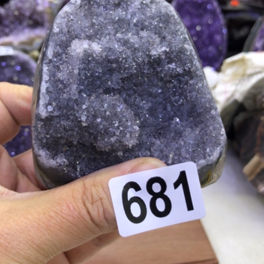 紫晶天然水晶摆件未镶嵌