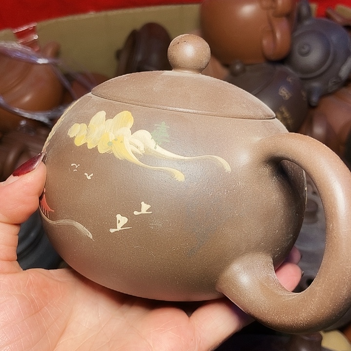 手工制作宜兴紫砂茶壶